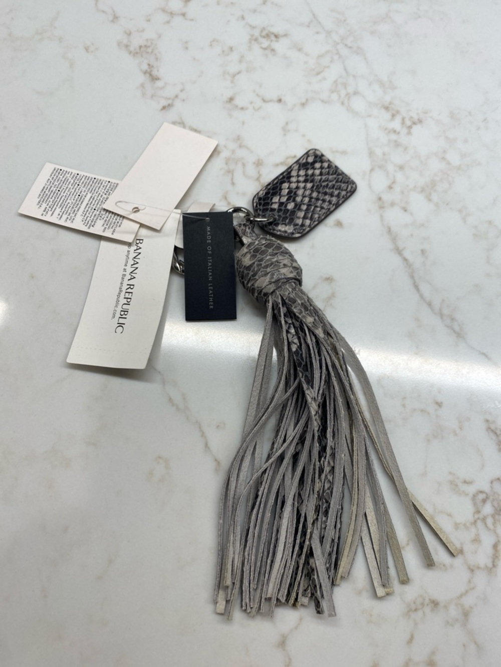 Banana Republic Leather Bag Tassel Key Chain Snake-Embossed Tag Gray Reptile